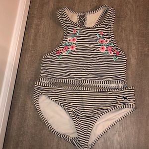 Abercrombie kids bikini SIZE : 13/14